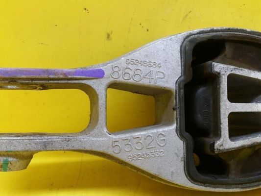 車の後部のシボレーのための良質のヨーロッパの車のエンジンの土台